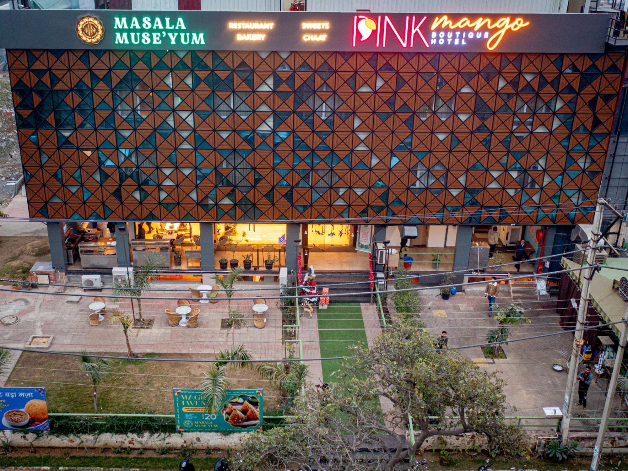 Pink Mango A Boutique Hotel Hisar Экстерьер фото